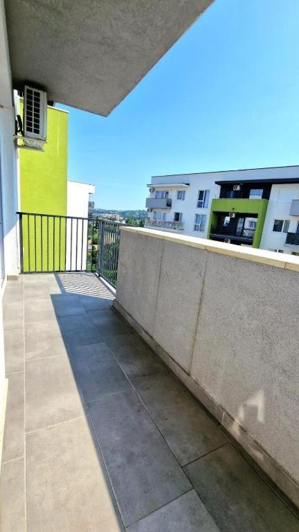 Cozy Apartment Prima Nufarul Oradea Eksteriør bilde